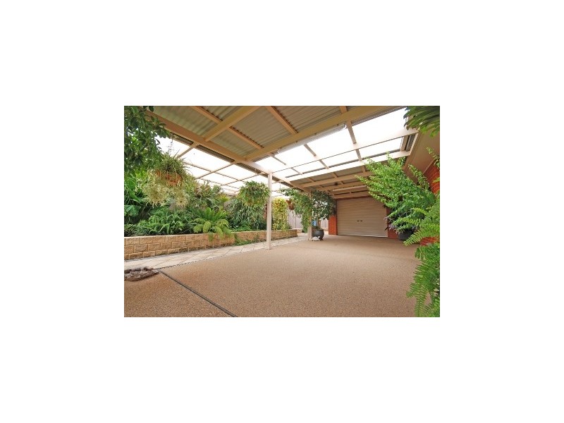19 Birri Place, Glenfield Park NSW 2650
