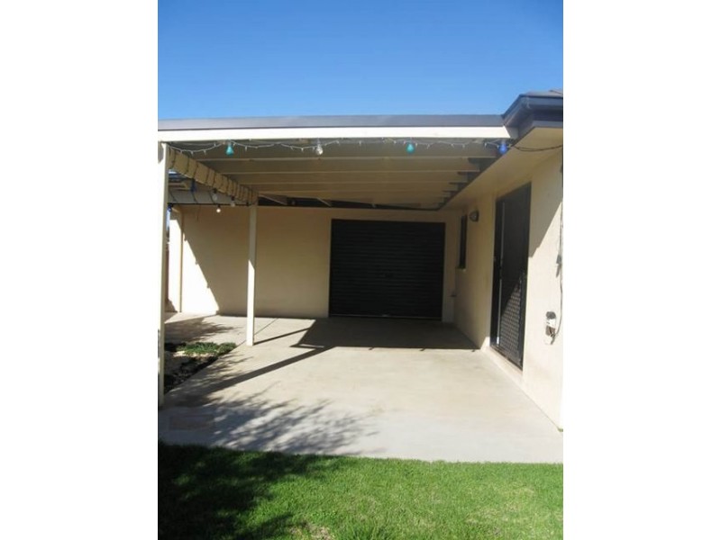 1D Nunkeri Street, Glenfield Park NSW 2650