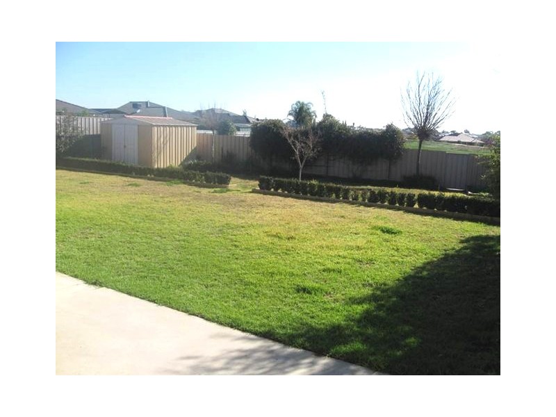 1D Nunkeri Street, Glenfield Park NSW 2650