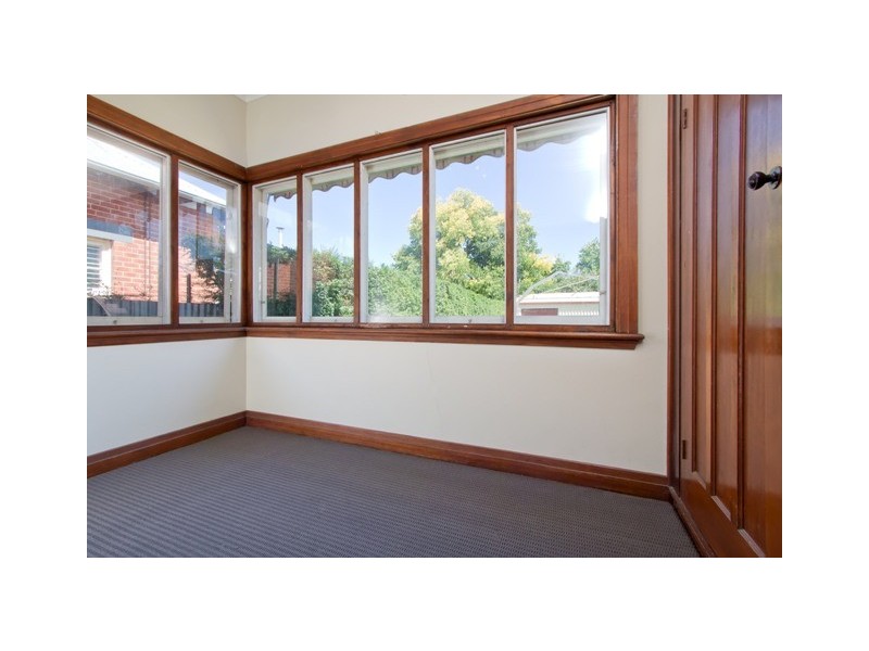 8 Little Best Street, Wagga Wagga NSW 2650