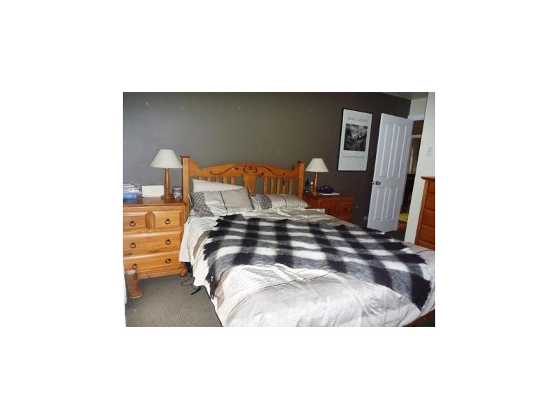 17 Brunskill Ave, Forest Hill NSW 2651