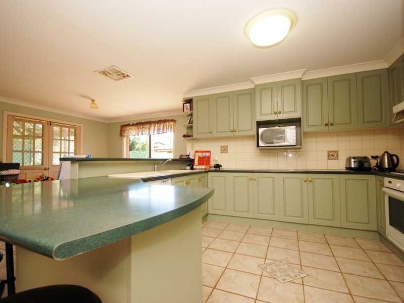 9 Malebo Place, Tatton NSW 2650