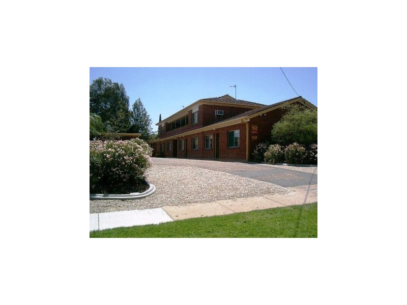2/13 Nordlingen Drive, Tolland NSW 2650