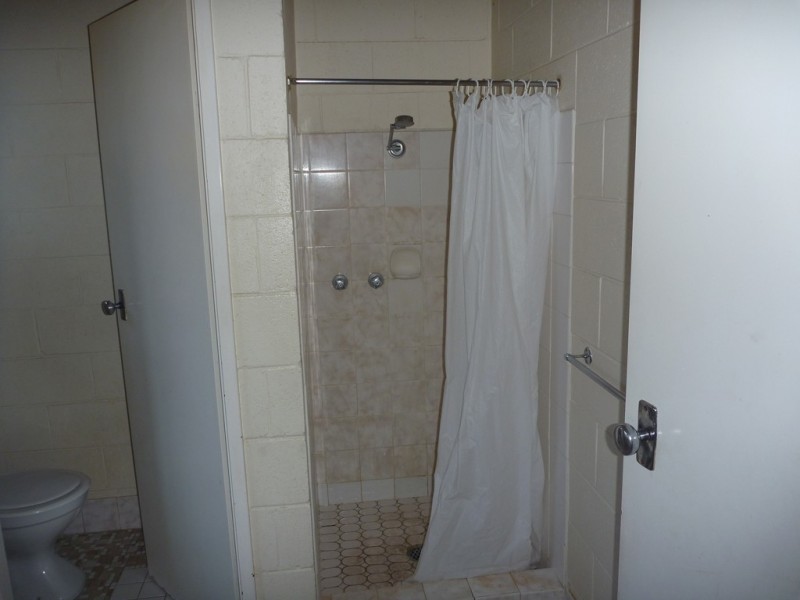 2/13 Nordlingen Drive, Tolland NSW 2650