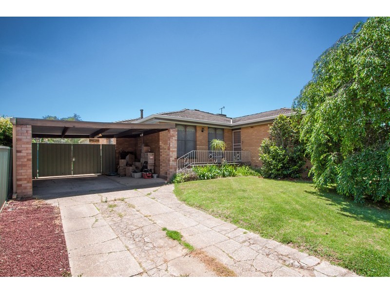 11 Walana Crescent, Kooringal NSW 2650