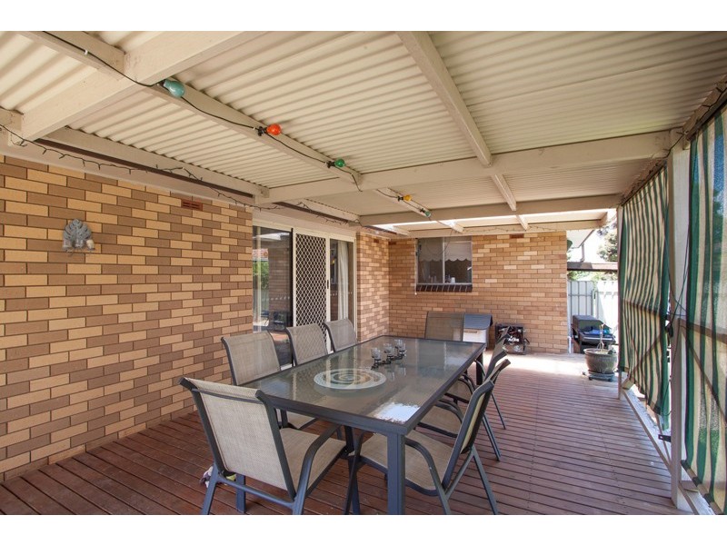 11 Walana Crescent, Kooringal NSW 2650