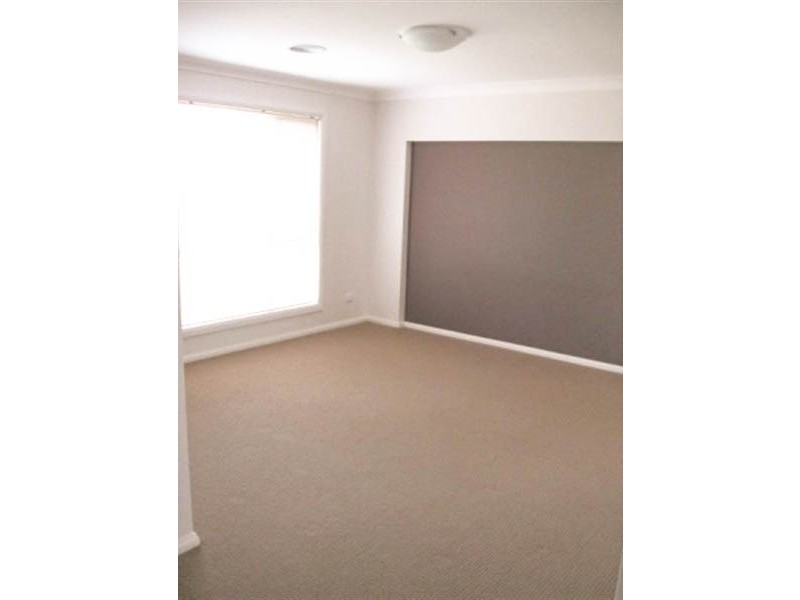 14 Allunga Street, Glenfield Park NSW 2650