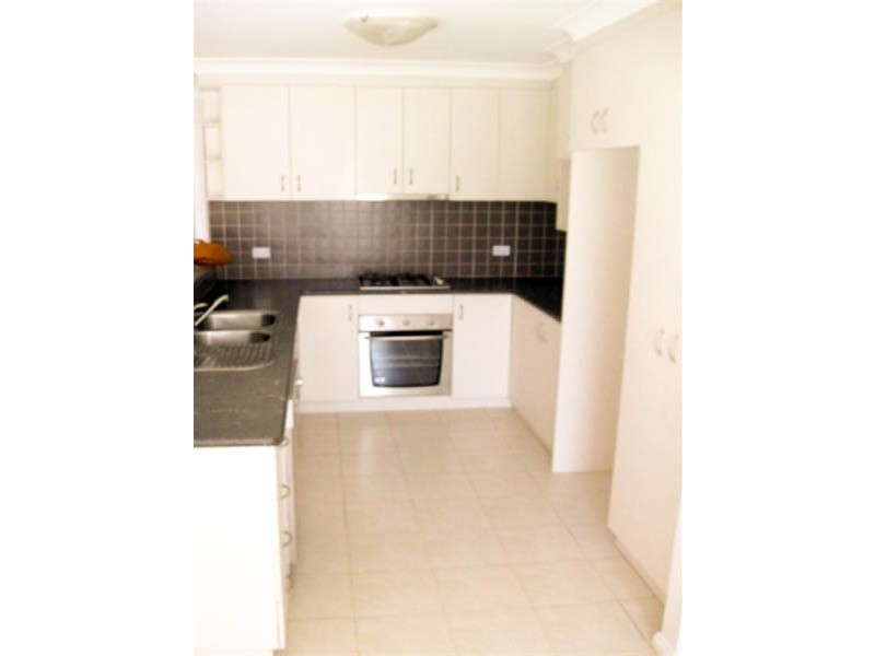 14 Allunga Street, Glenfield Park NSW 2650