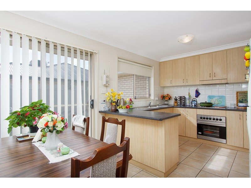 7 Garru Place, Glenfield Park NSW 2650
