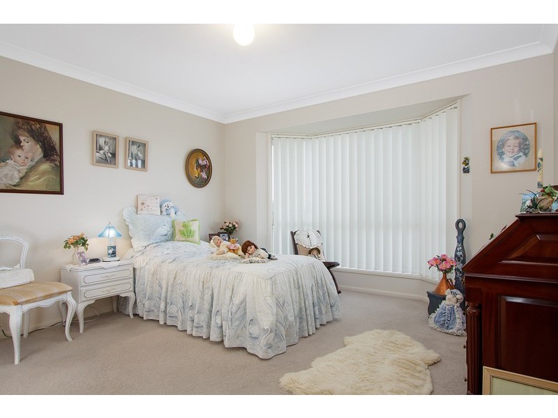7 Garru Place, Glenfield Park NSW 2650