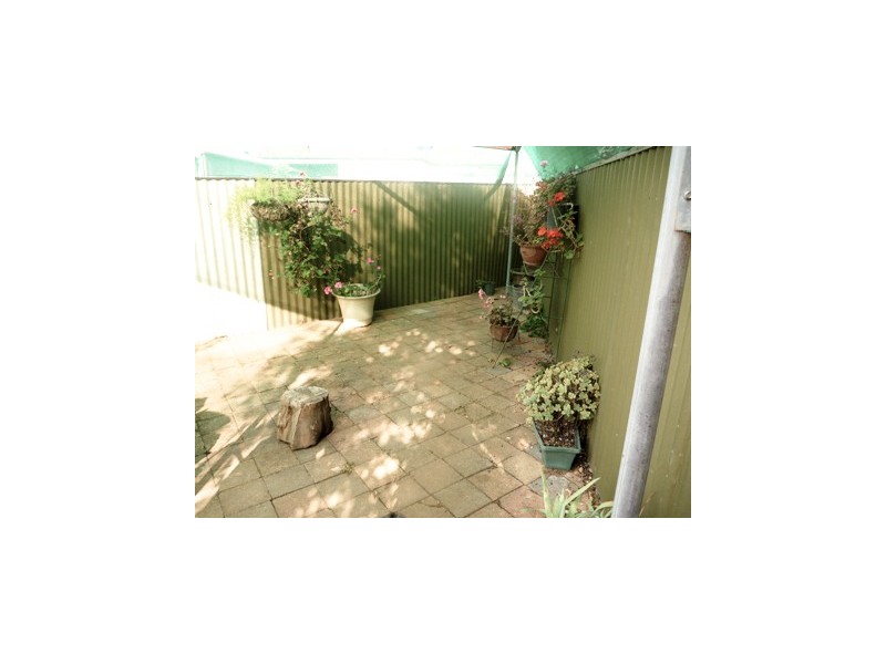 4 Marnock Place, Ashmont NSW 2650