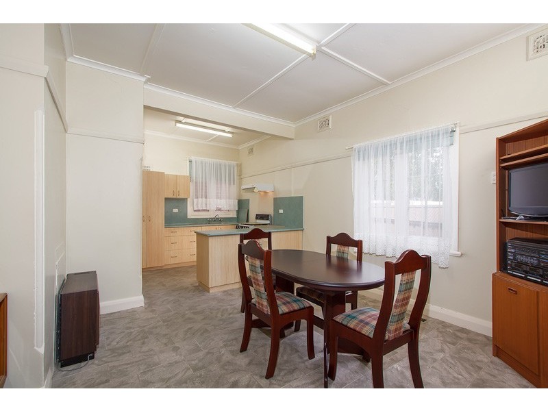 28 Hill Street, Turvey Park NSW 2650