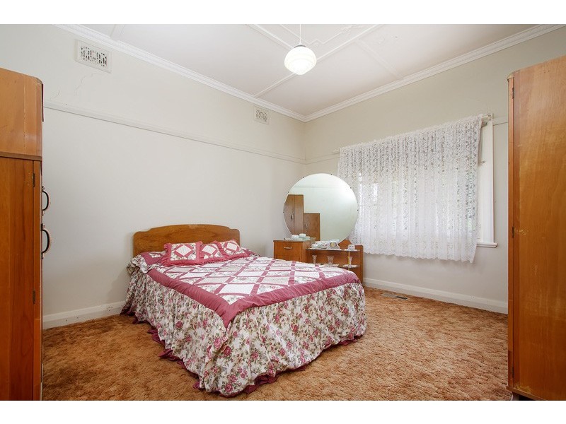 28 Hill Street, Turvey Park NSW 2650