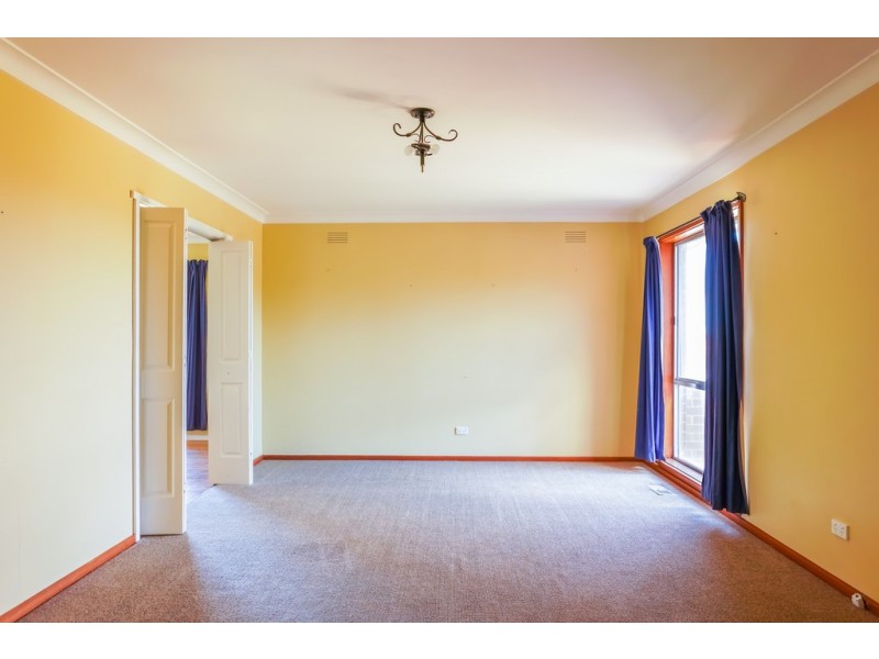 73 Red Hill Road, Kooringal NSW 2650