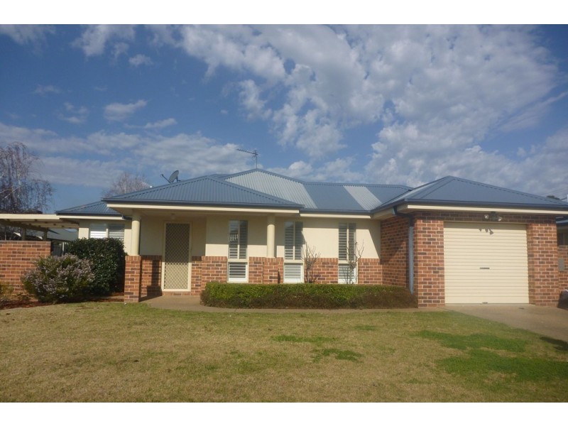 2/29 Lansdowne Avenue, Wagga Wagga NSW 2650