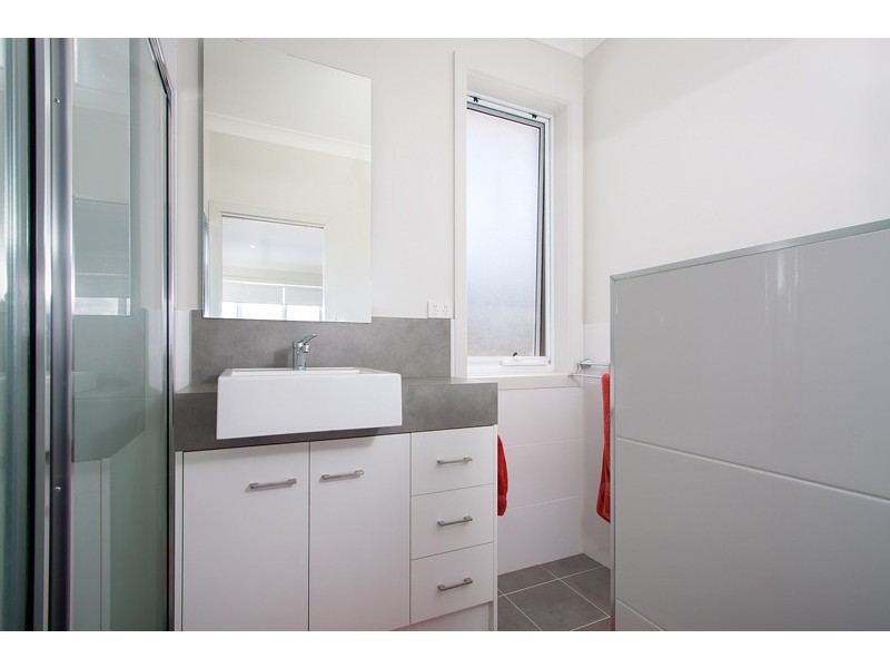77 Riverview Drive, Moorong NSW 2650