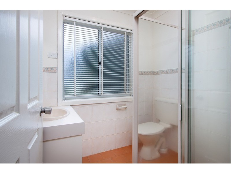128-130 Fernleigh Road, Mount Austin NSW 2650