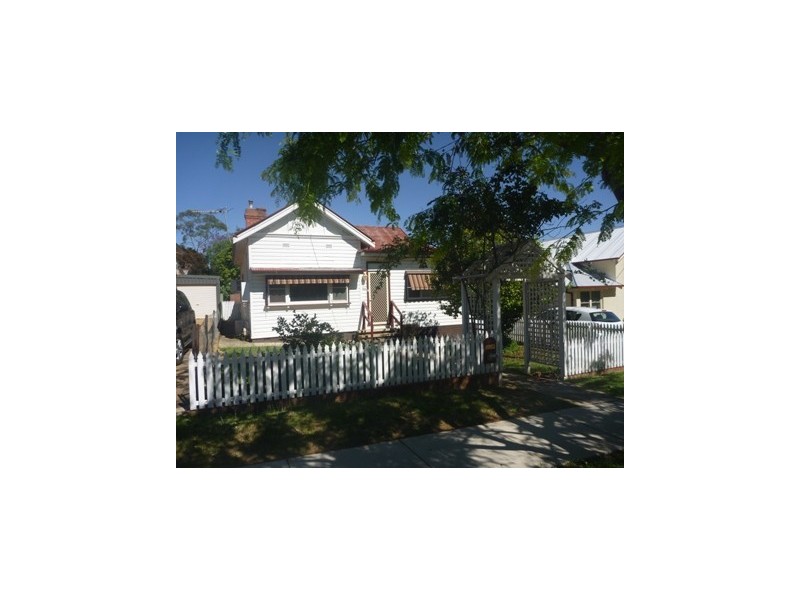 56 Collins Street, Wagga Wagga NSW 2650
