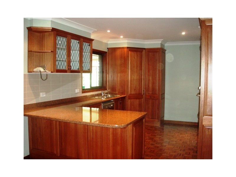 10 McCoullough Drive, Tolland NSW 2650