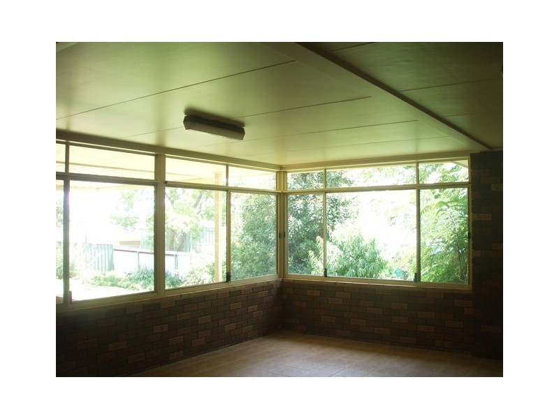 10 McCoullough Drive, Tolland NSW 2650
