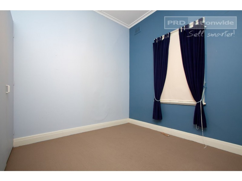 79 Best Street, Wagga Wagga NSW 2650