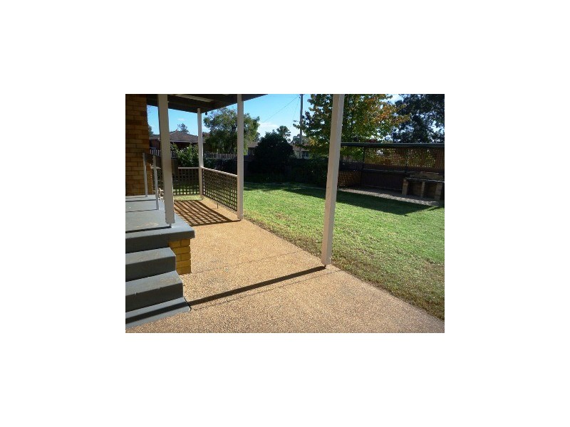 221 Fernleigh Road, Ashmont NSW 2650