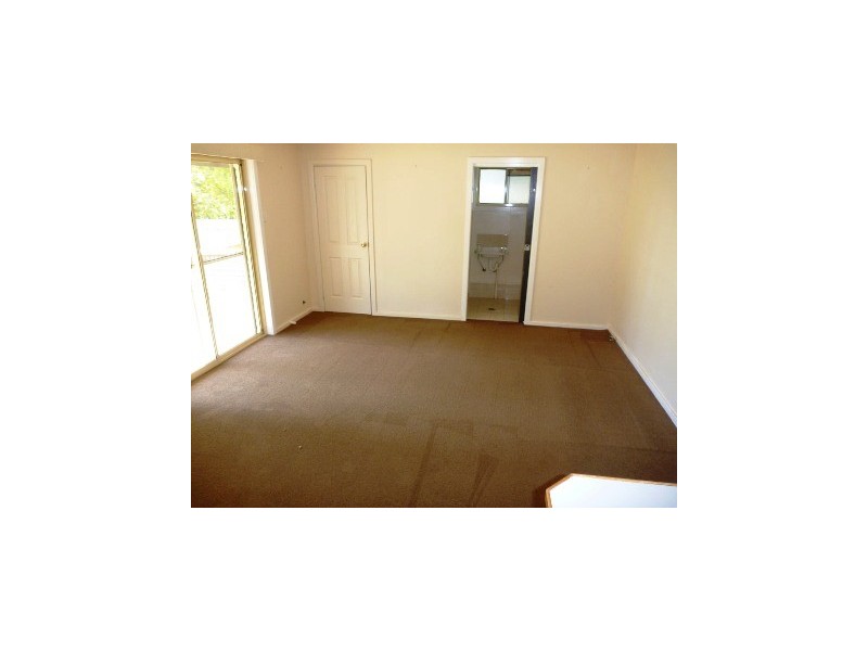 221 Fernleigh Road, Ashmont NSW 2650