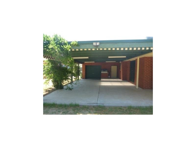 10 Corella Place, Estella NSW 2650