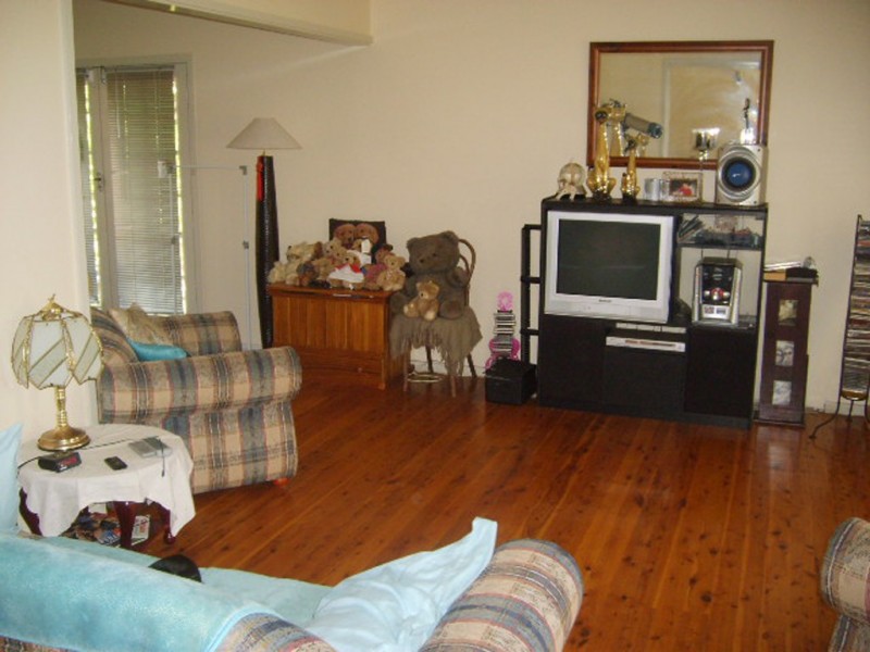 2 OConnor Street, Tolland NSW 2650