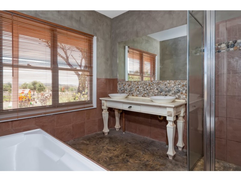 33 Kunzea Place, Springvale NSW 2650