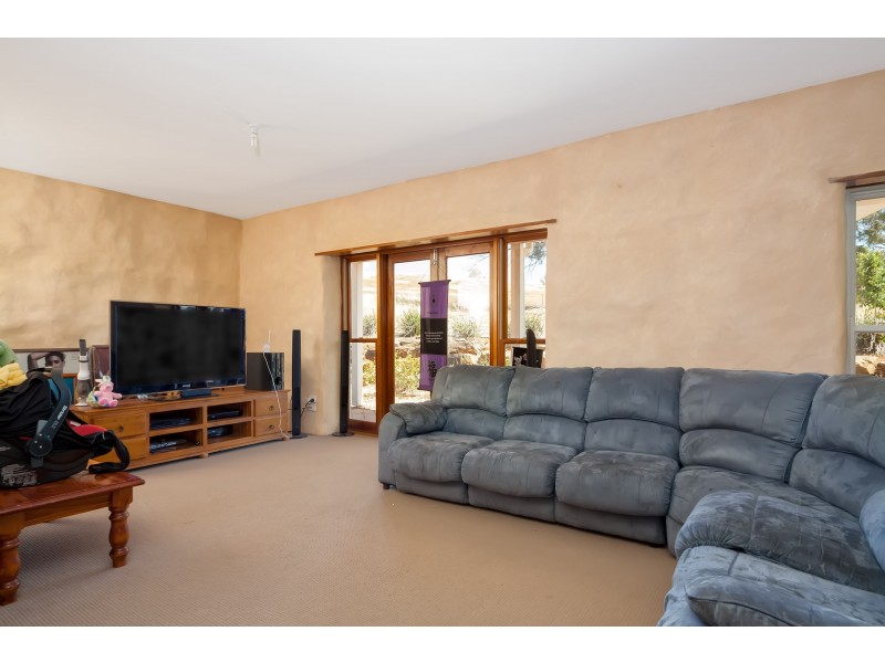 33 Kunzea Place, Springvale NSW 2650