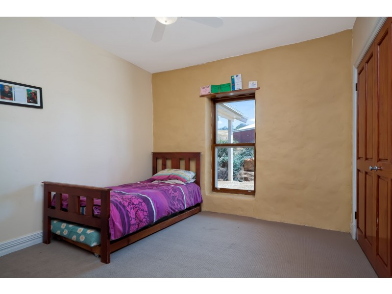 33 Kunzea Place, Springvale NSW 2650