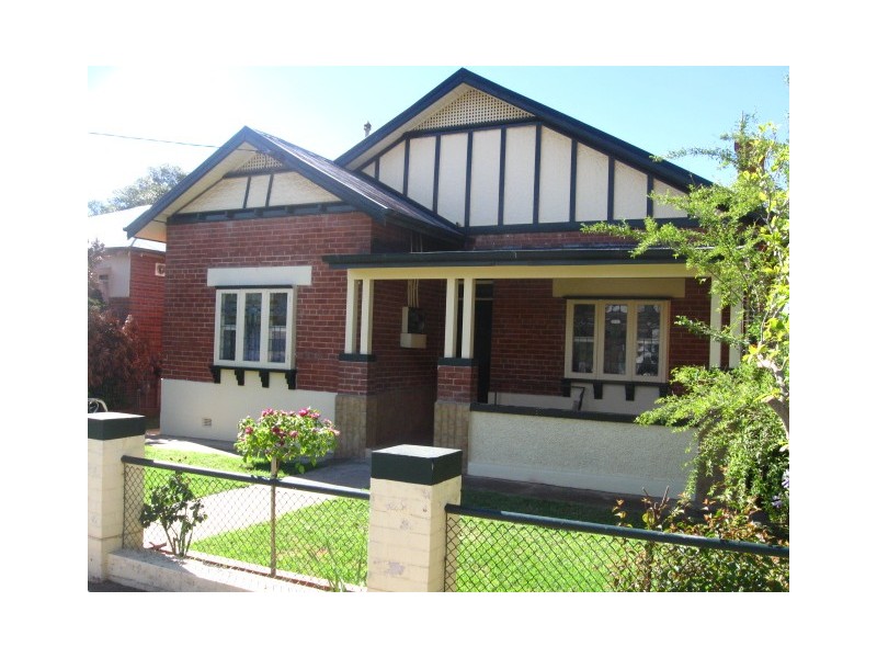 21 Brookong Avenue, Wagga Wagga NSW 2650