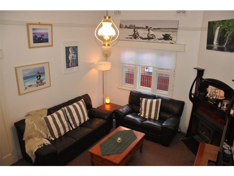 21 Brookong Avenue, Wagga Wagga NSW 2650