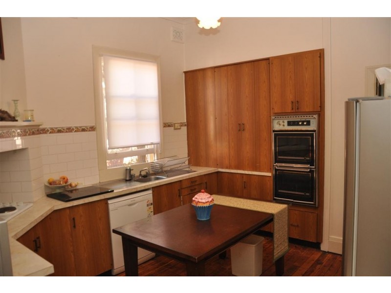 21 Brookong Avenue, Wagga Wagga NSW 2650