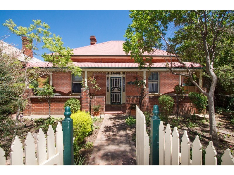 62 Best Street, Wagga Wagga NSW 2650