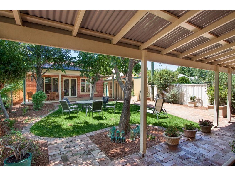 62 Best Street, Wagga Wagga NSW 2650