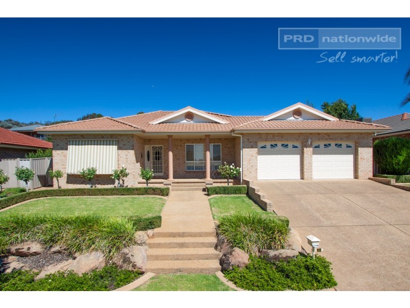 12 Selwyn Place, Tatton NSW 2650