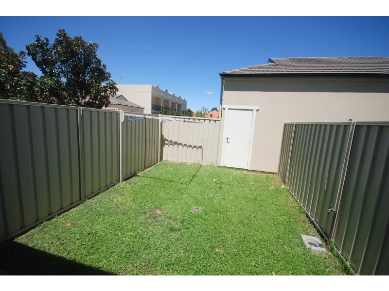 4/20 Travers Street, Wagga Wagga NSW 2650