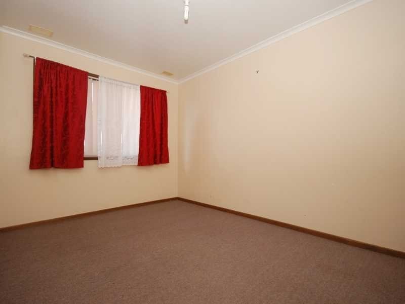 5 Bingham Place, Tolland NSW 2650