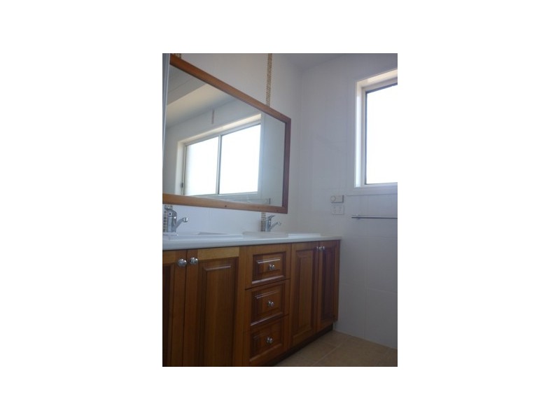 28 Kimberley Drive, Tatton NSW 2650