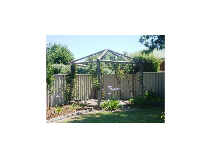 28 Kimberley Drive, Tatton NSW 2650