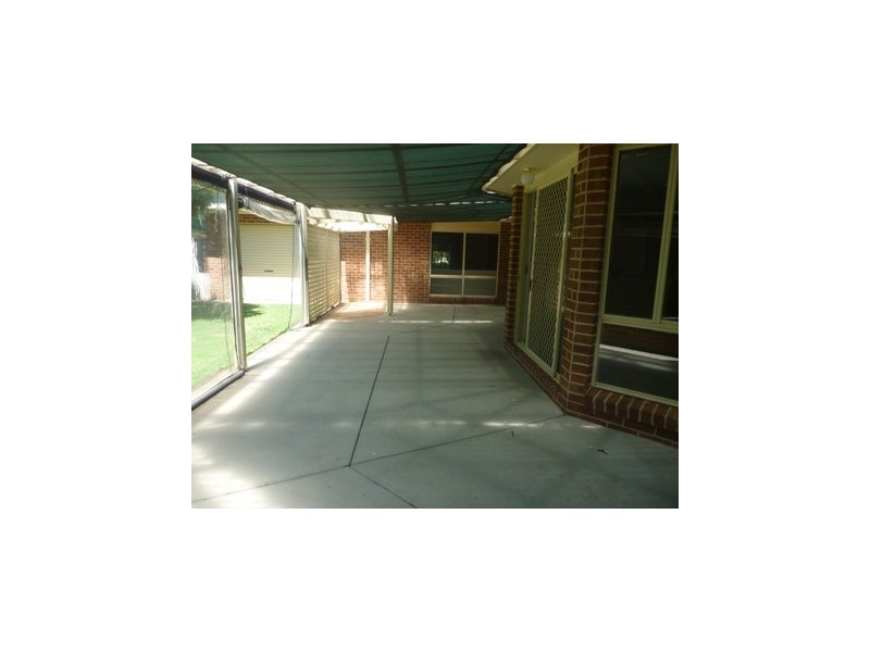 28 Kimberley Drive, Tatton NSW 2650