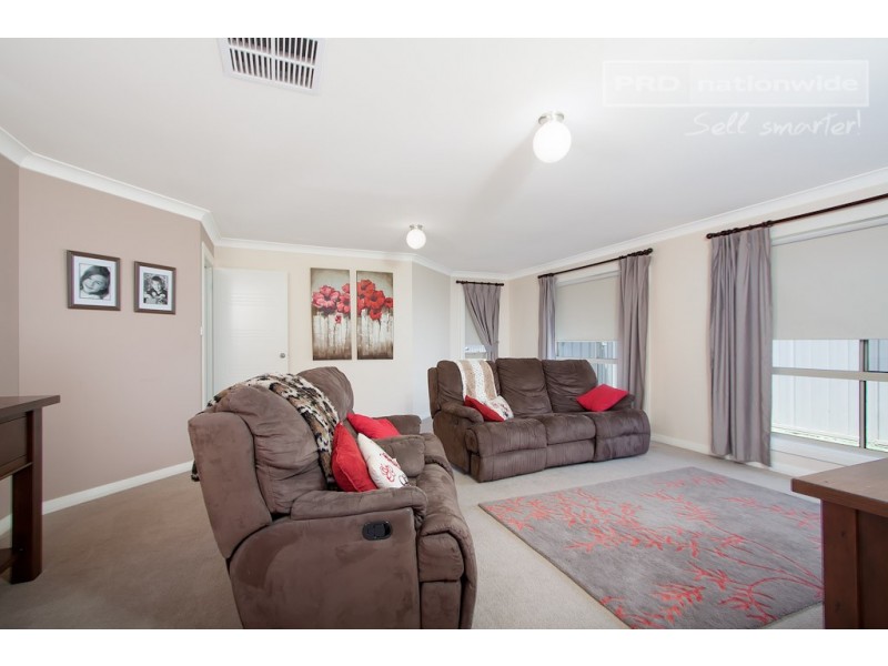 36 Mirrul Street, Glenfield Park NSW 2650