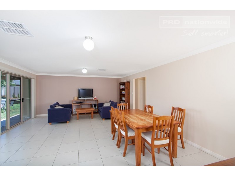 36 Mirrul Street, Glenfield Park NSW 2650