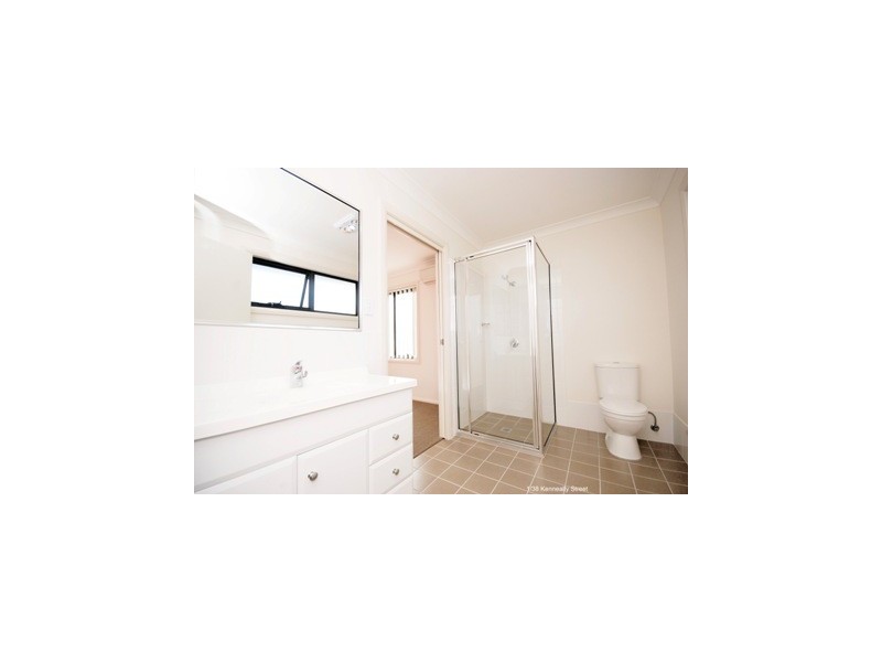 9/38 Kenneally Street, Kooringal NSW 2650