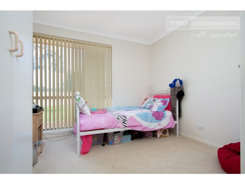 18A Gunn Drive, Estella NSW 2650