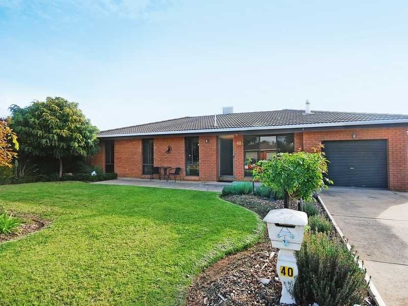 40 Bandera Avenue, Glenfield Park NSW 2650