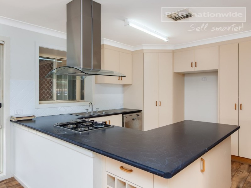 112 Undurra Drive, Glenfield Park NSW 2650