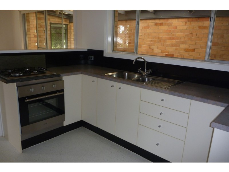 5 Cook Street, Kooringal NSW 2650